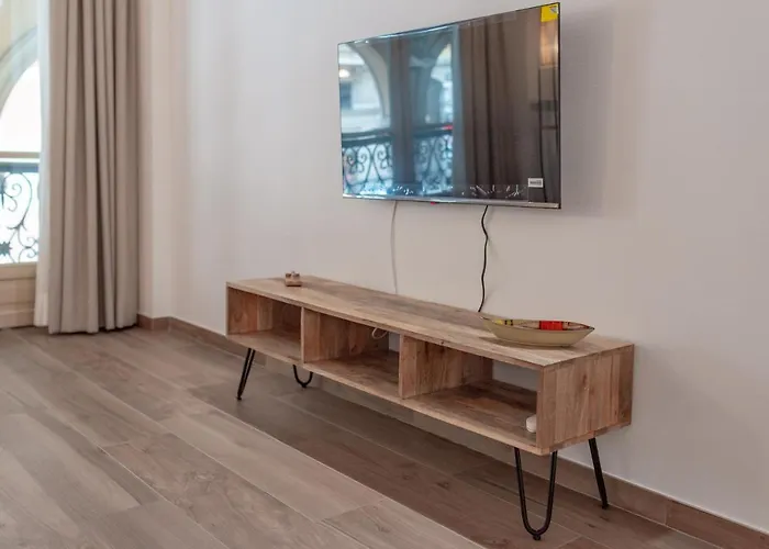 公寓 Royal By Toh Solution